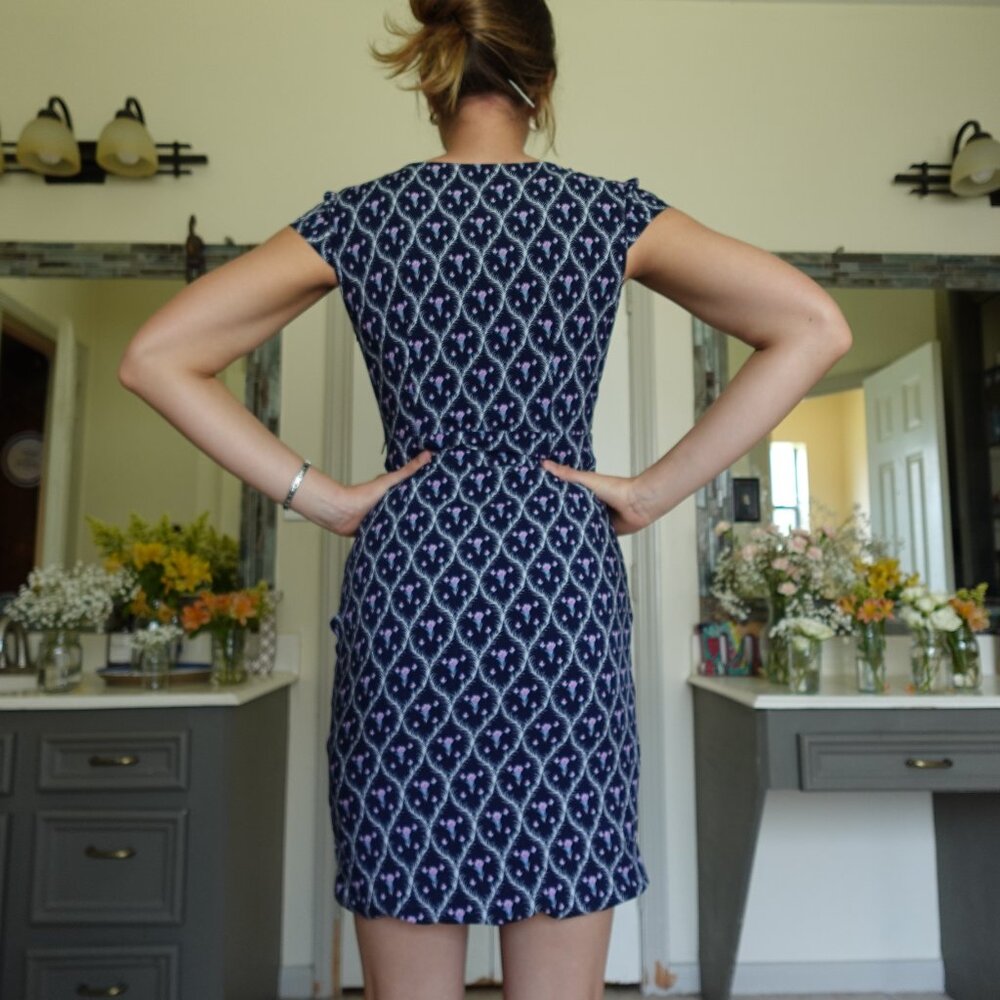 Random Office Dress - Picture 3 of 3